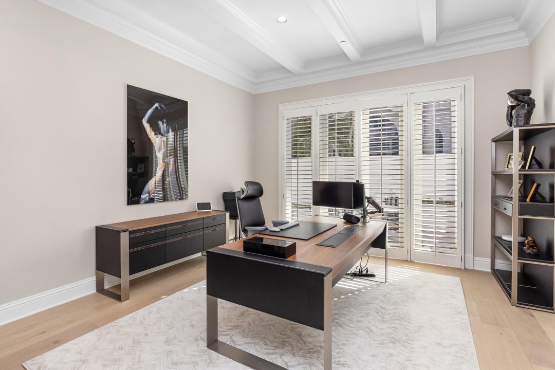 待售: $27,500,000 (6 贝兹, 9 浴室, 12055 平方英尺)