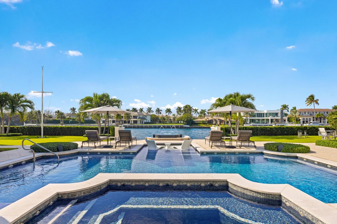 待售: $27,500,000 (6 贝兹, 9 浴室, 12055 平方英尺)