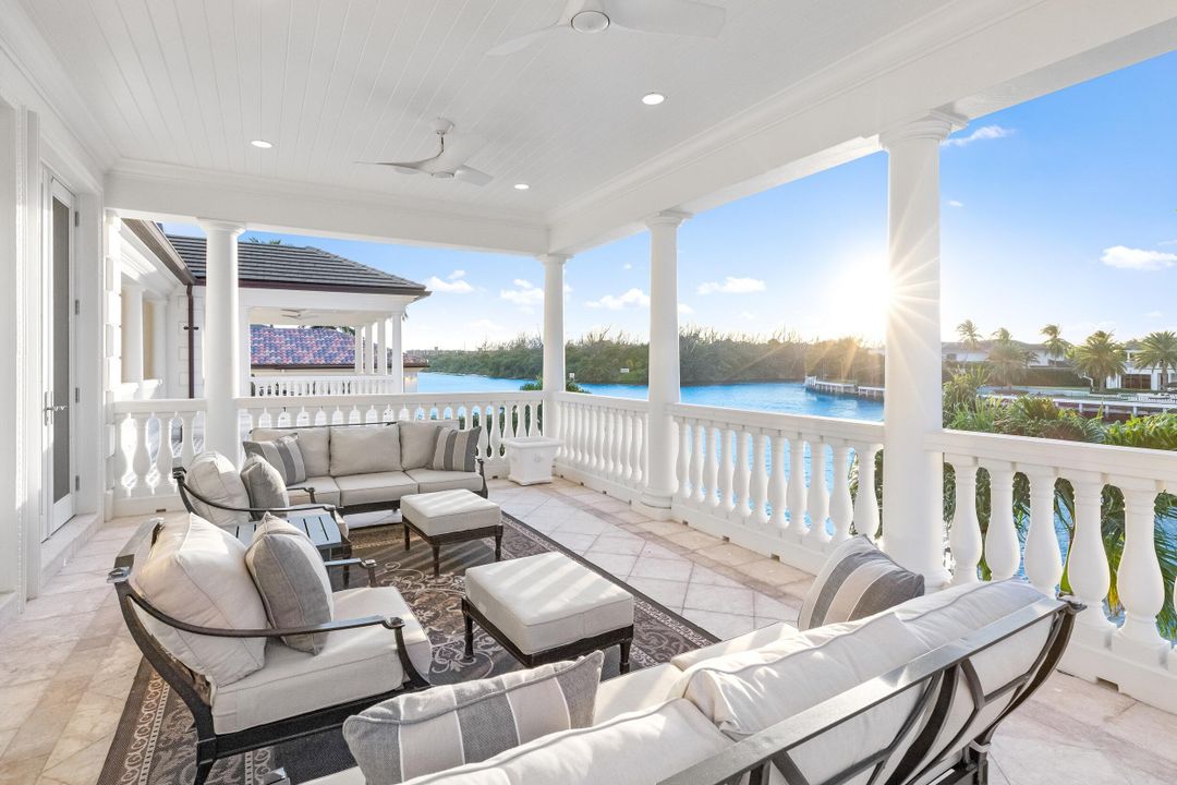 待售: $27,500,000 (6 贝兹, 9 浴室, 12055 平方英尺)