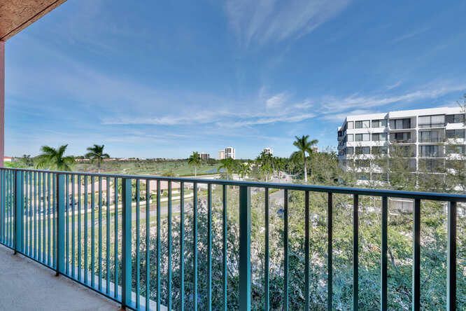 For Sale: $720,000 (4 beds, 3 baths, 2821 Square Feet)