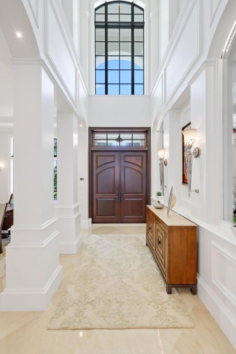 For Sale: $10,250,000 (5 beds, 7 baths, 7760 Square Feet)