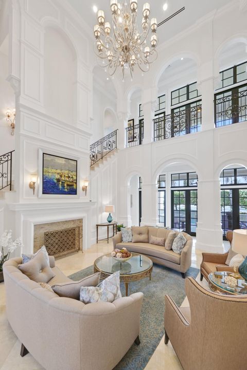 For Sale: $10,250,000 (5 beds, 7 baths, 7760 Square Feet)