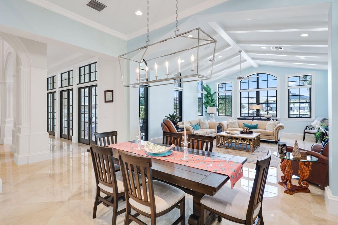 For Sale: $10,250,000 (5 beds, 7 baths, 7760 Square Feet)