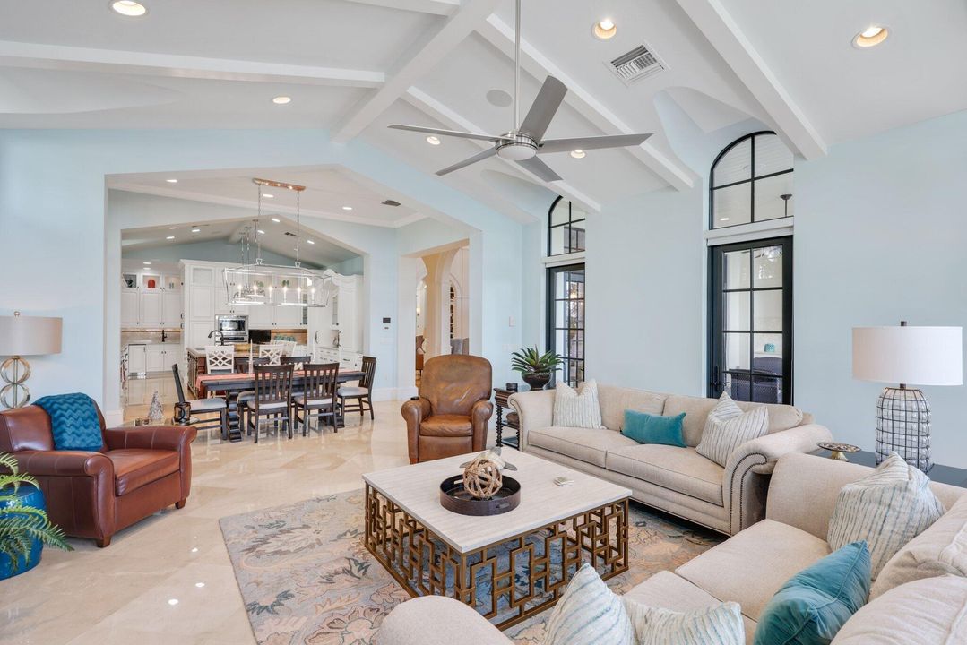 For Sale: $10,250,000 (5 beds, 7 baths, 7760 Square Feet)