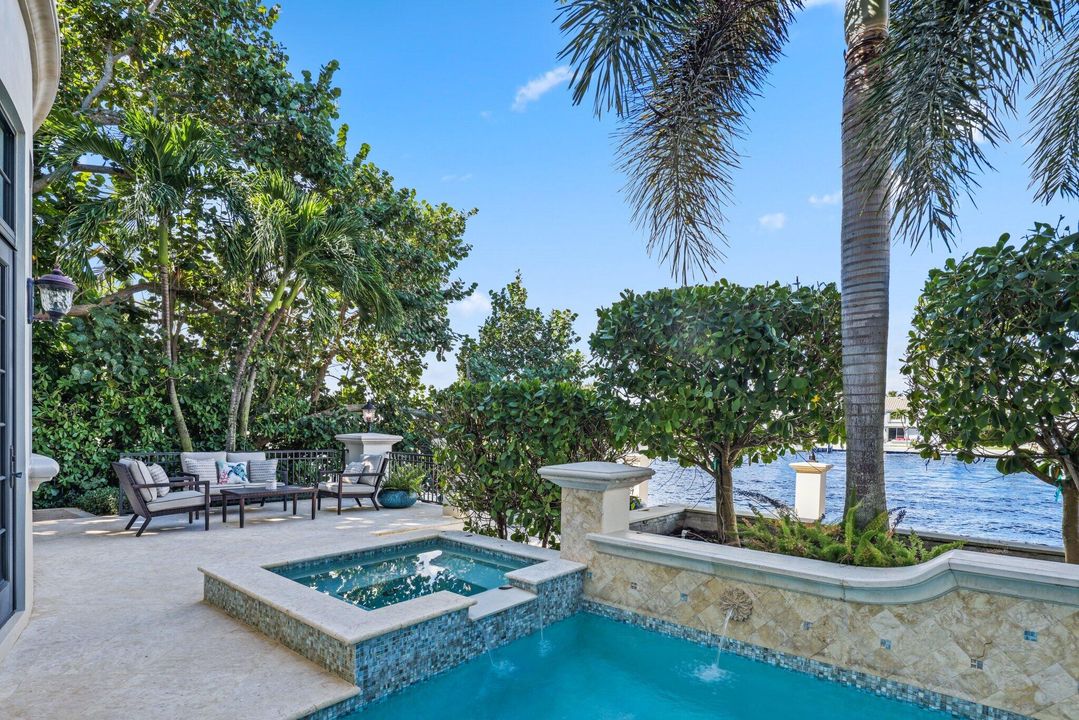 For Sale: $10,250,000 (5 beds, 7 baths, 7760 Square Feet)