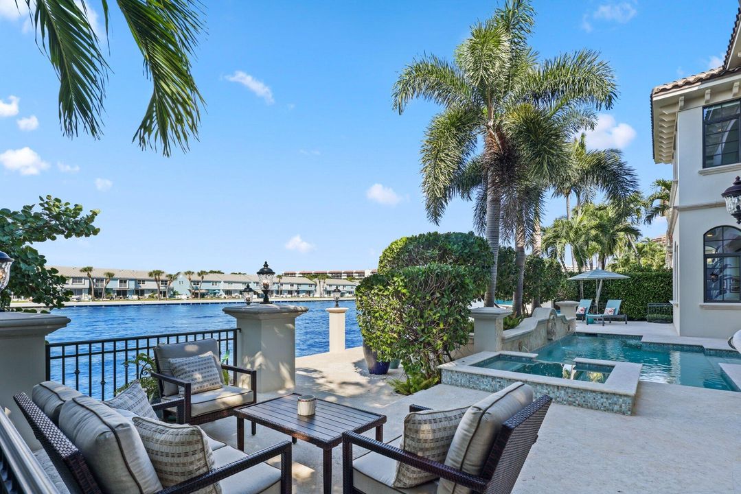 For Sale: $10,250,000 (5 beds, 7 baths, 7760 Square Feet)