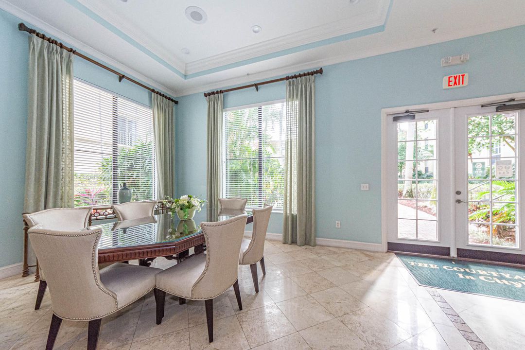 For Sale: $359,900 (1 beds, 1 baths, 756 Square Feet)