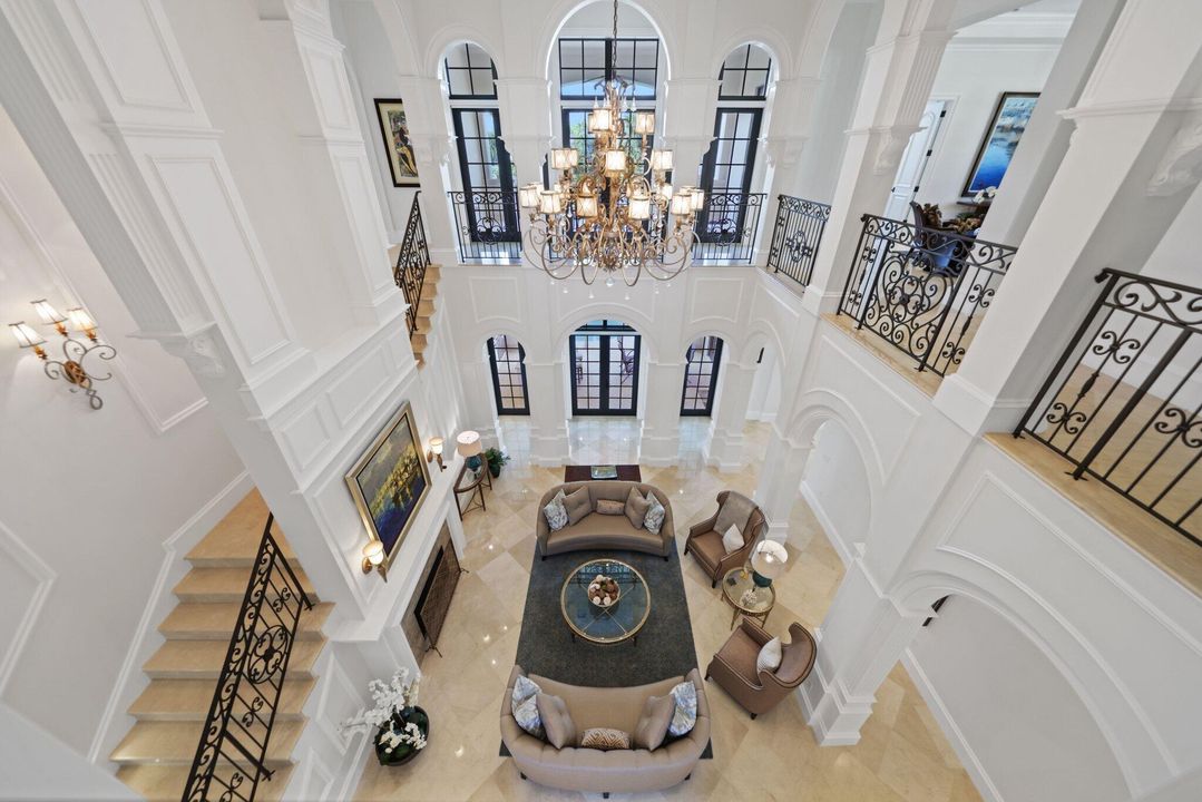 For Sale: $10,250,000 (5 beds, 7 baths, 7760 Square Feet)