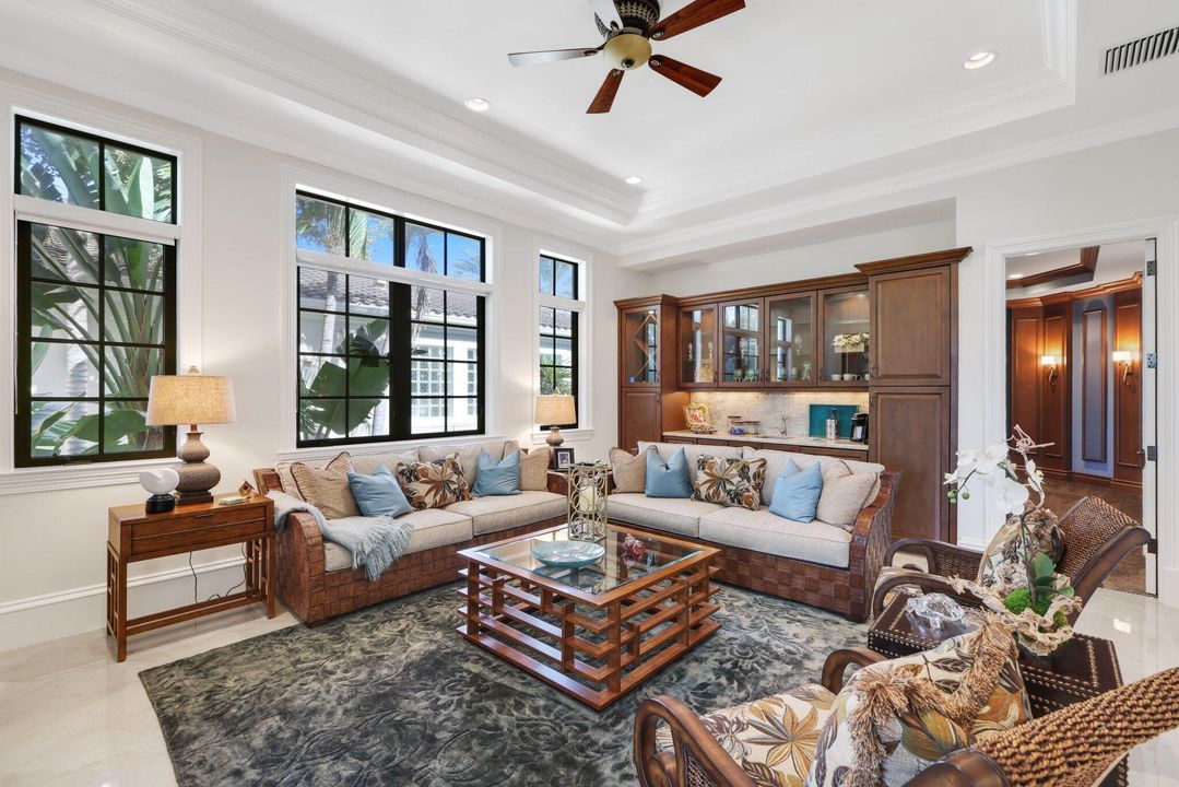 For Sale: $10,250,000 (5 beds, 7 baths, 7760 Square Feet)