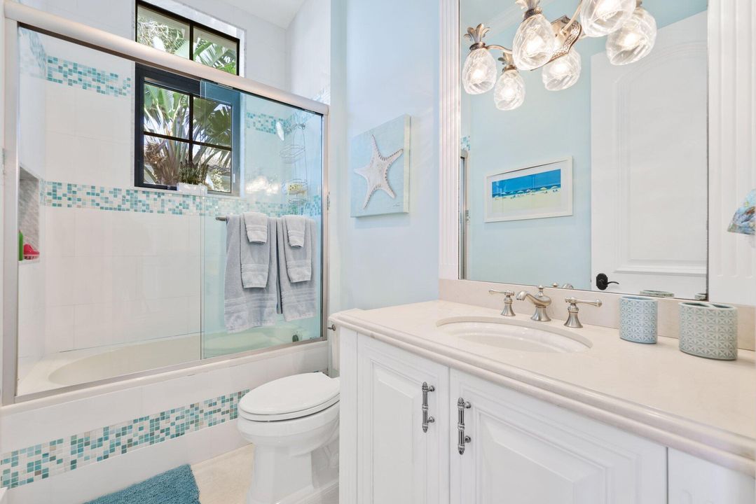 For Sale: $10,250,000 (5 beds, 7 baths, 7760 Square Feet)