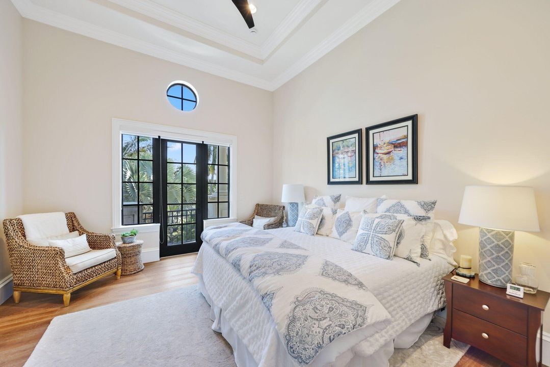 For Sale: $10,250,000 (5 beds, 7 baths, 7760 Square Feet)