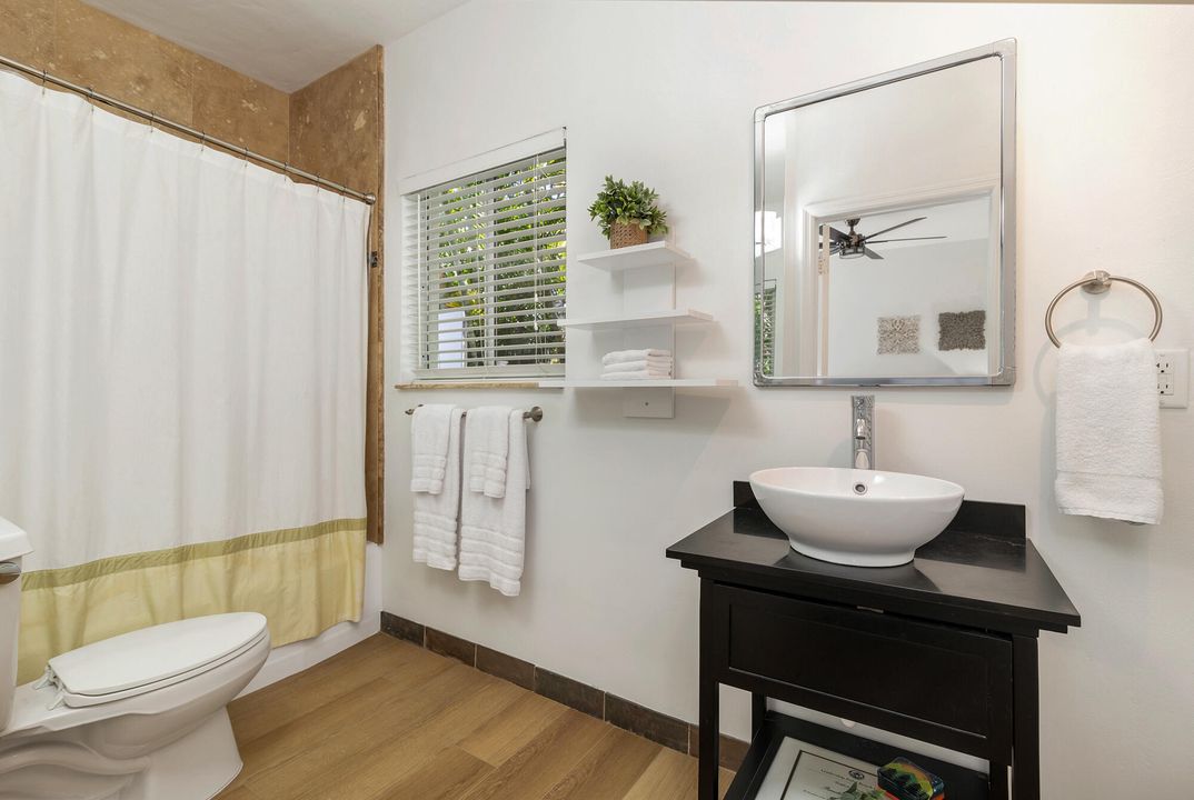 For Sale: $1,795,000 (3 beds, 2 baths, 2035 Square Feet)