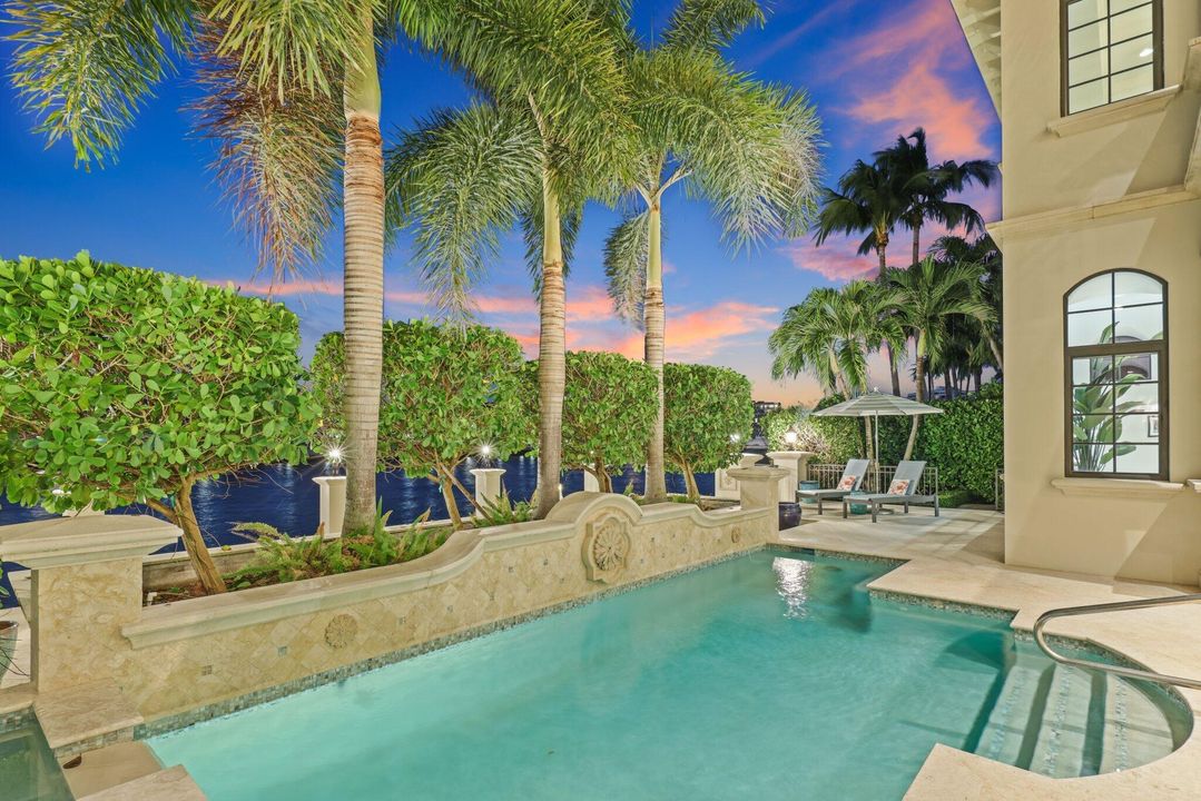 For Sale: $10,250,000 (5 beds, 7 baths, 7760 Square Feet)