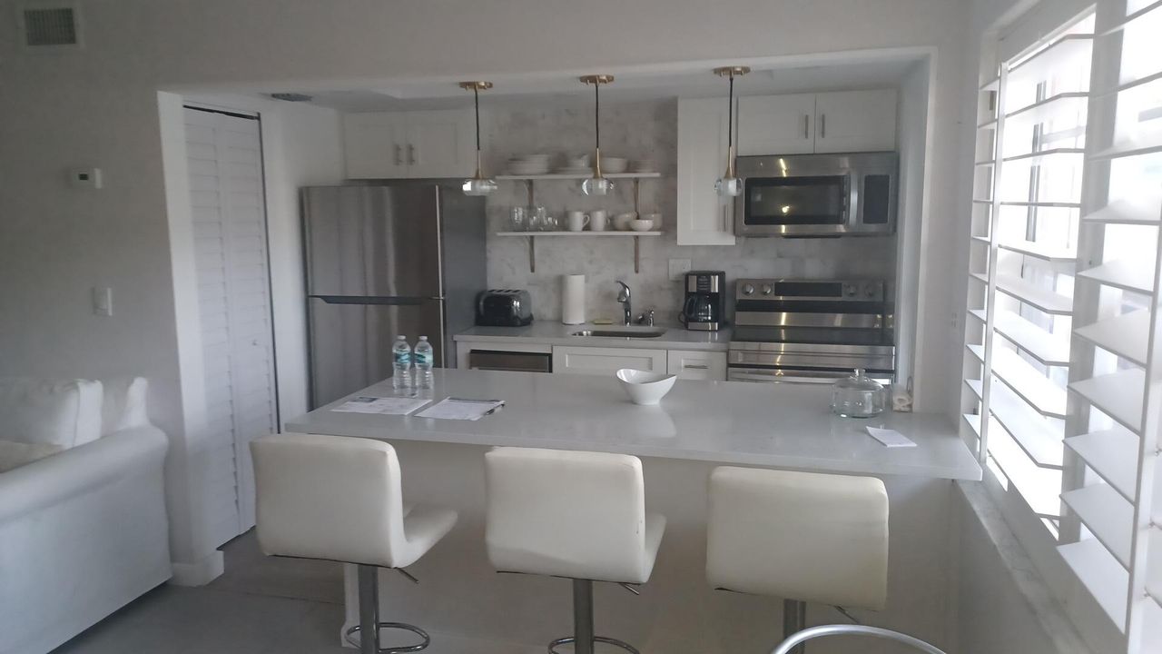 На продажу: $199,900 (1 спален, 1 ванн, 558 Квадратных фут)