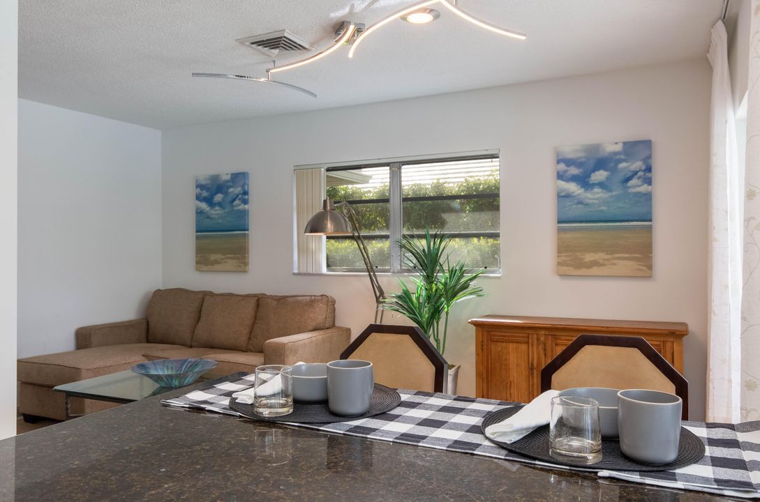 For Sale: $1,295,000 (3 beds, 2 baths, 1812 Square Feet)