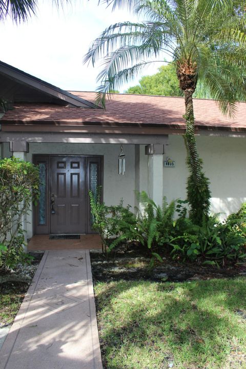 For Sale: $314,900 (2 beds, 2 baths, 1106 Square Feet)