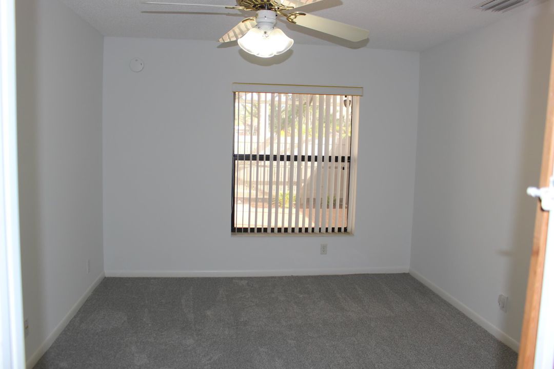 For Sale: $314,900 (2 beds, 2 baths, 1106 Square Feet)