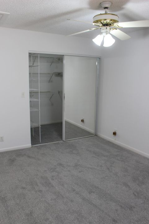 For Sale: $314,900 (2 beds, 2 baths, 1106 Square Feet)