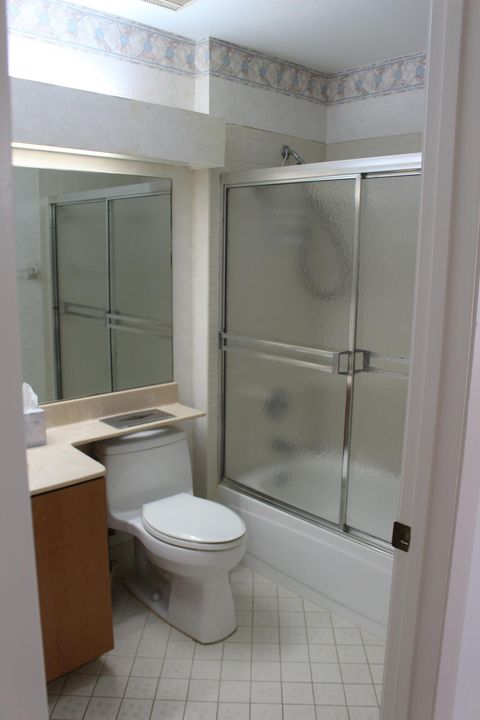 For Sale: $314,900 (2 beds, 2 baths, 1106 Square Feet)