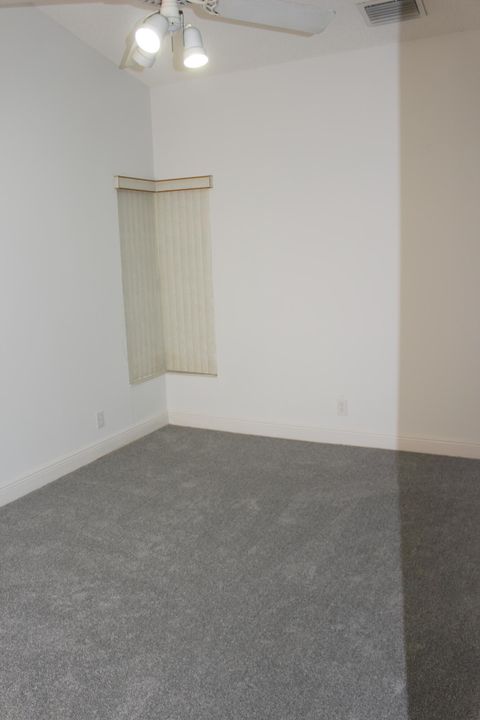 For Sale: $314,900 (2 beds, 2 baths, 1106 Square Feet)