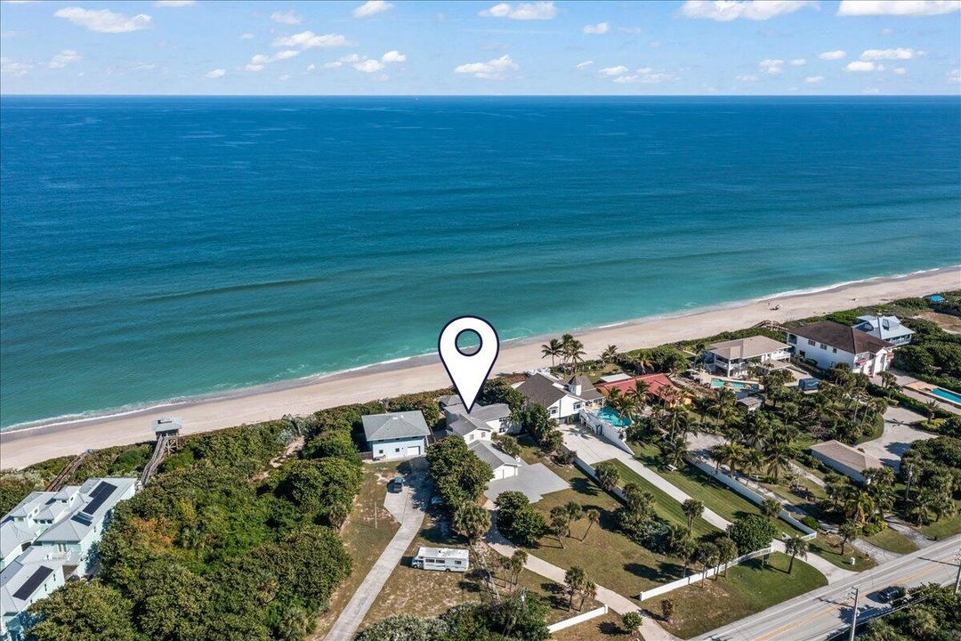 En Venta: $2,150,000 (3 camas, 3 baños, 2892 Pies cuadrados)