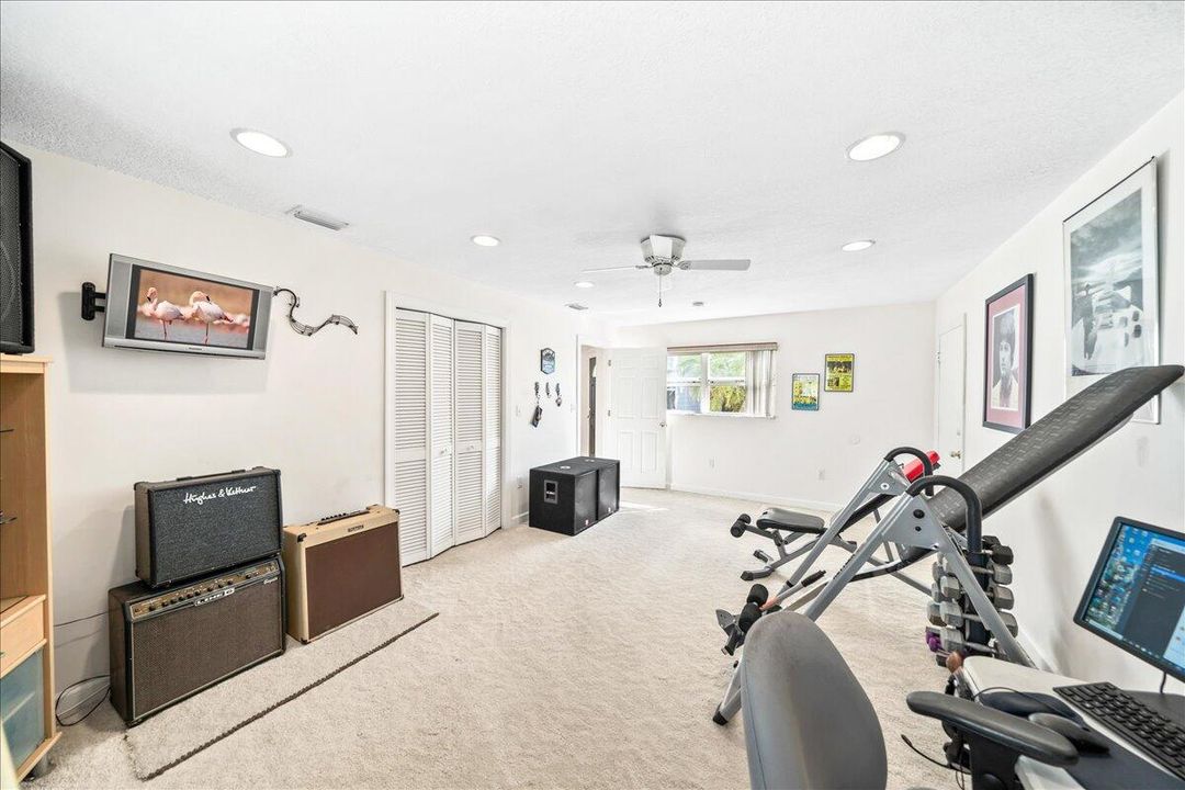 En Venta: $2,150,000 (3 camas, 3 baños, 2892 Pies cuadrados)