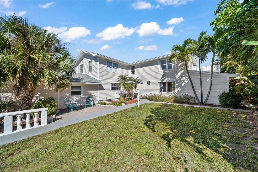 En Venta: $2,150,000 (3 camas, 3 baños, 2892 Pies cuadrados)