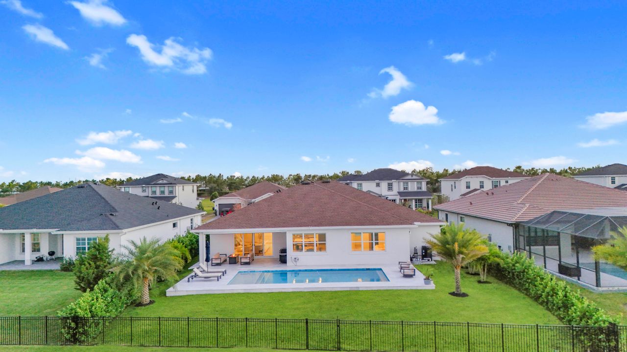 For Sale: $1,495,000 (4 beds, 3 baths, 3445 Square Feet)