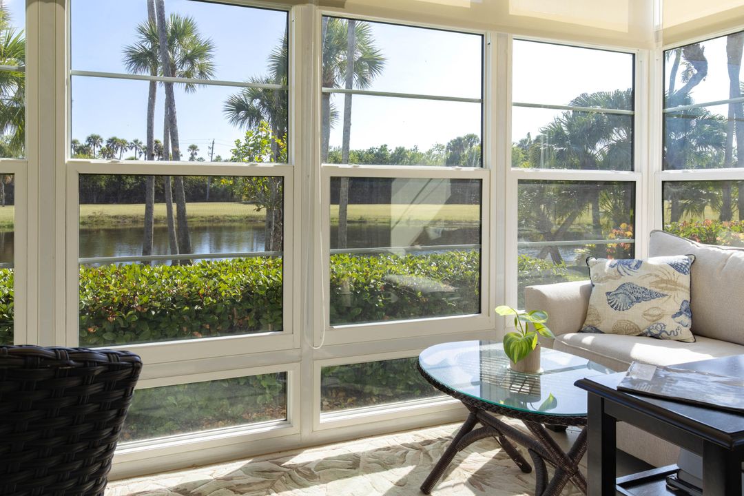 For Sale: $189,500 (2 beds, 2 baths, 1000 Square Feet)