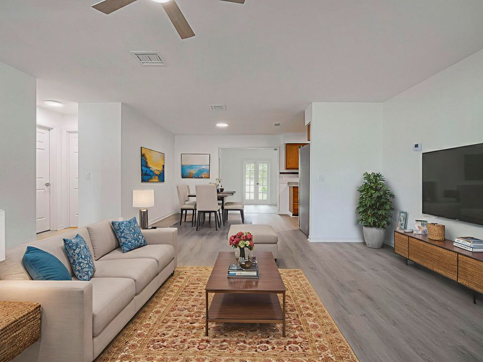 For Sale: $279,900 (3 beds, 2 baths, 1636 Square Feet)