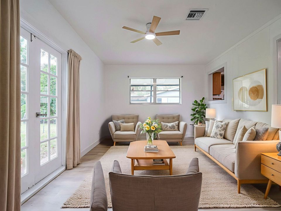 For Sale: $279,900 (3 beds, 2 baths, 1636 Square Feet)