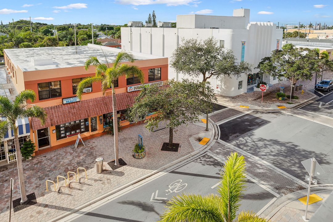 For Sale: $249,918 (0 beds, 1 baths, 674 Square Feet)