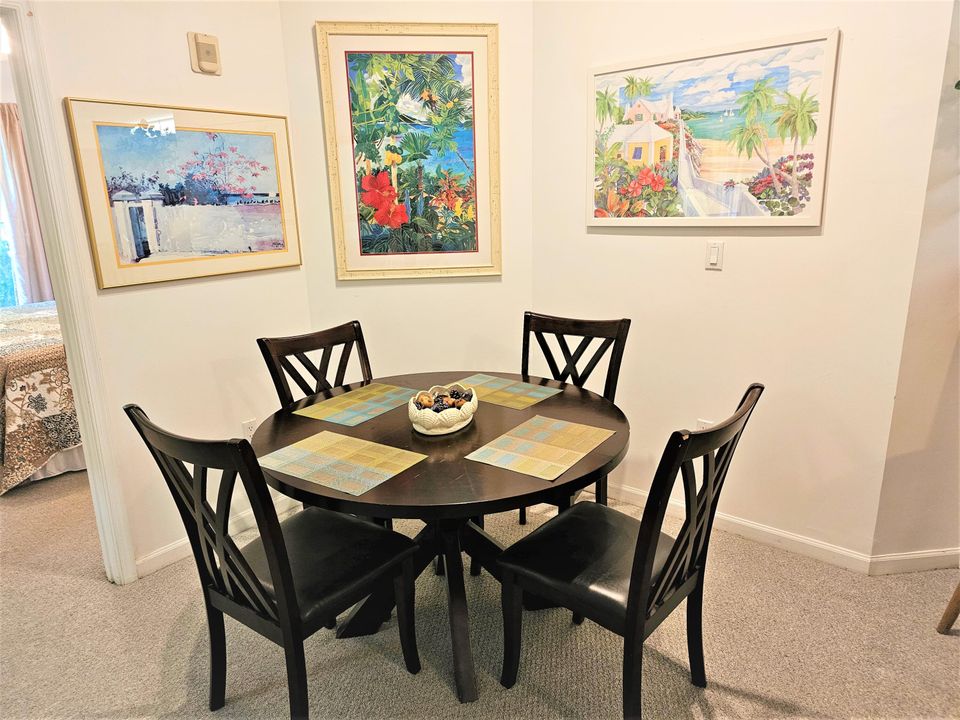 В аренду: $1,800 (2 спален, 2 ванн, 1070 Квадратных фут)