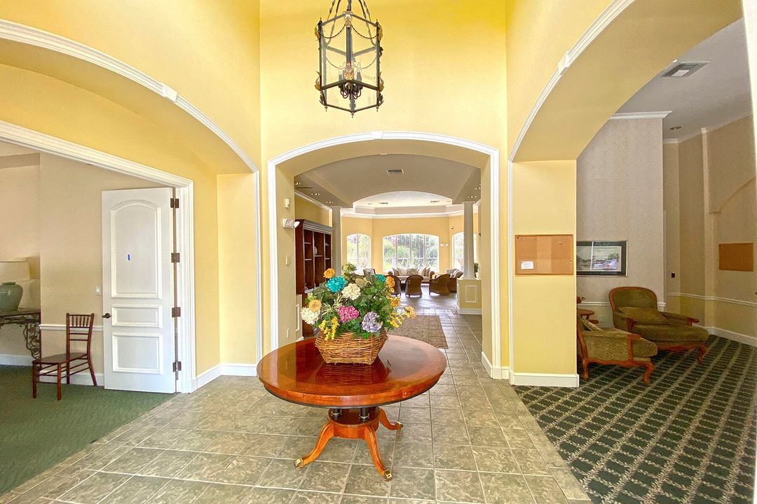 В аренду: $1,800 (2 спален, 2 ванн, 1070 Квадратных фут)