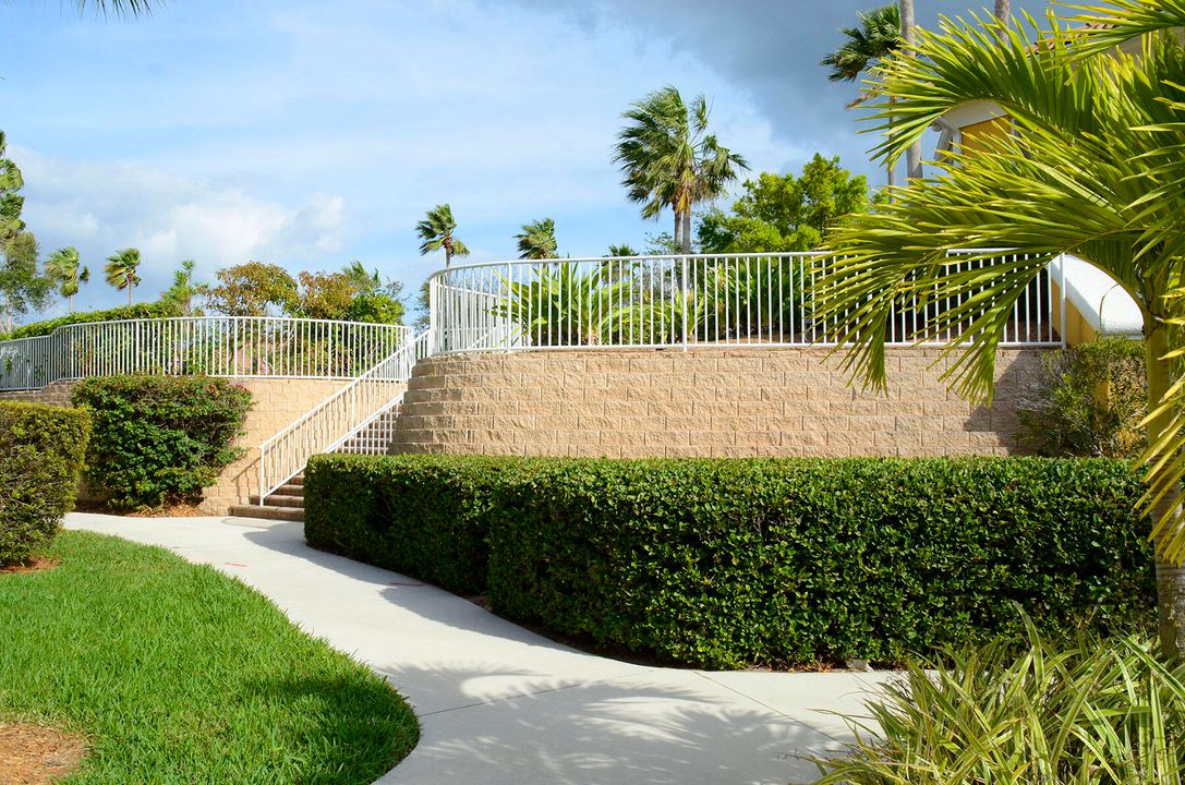 В аренду: $1,800 (2 спален, 2 ванн, 1070 Квадратных фут)