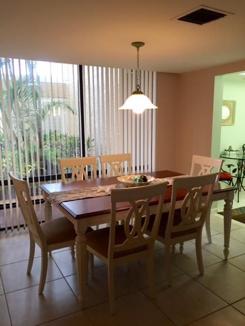 For Rent: $4,000 (2 beds, 2 baths, 1102 Square Feet)