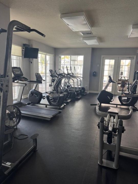 For Rent: $2,775 (2 beds, 2 baths, 1403 Square Feet)