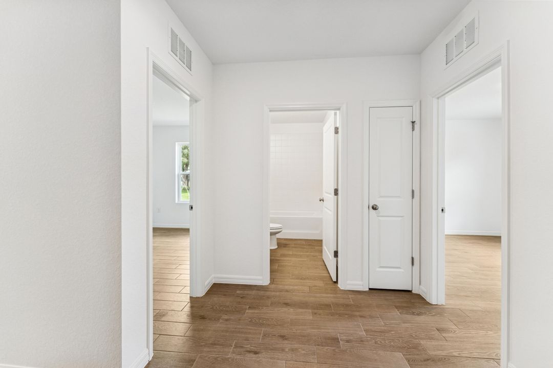 Active With Contract: $339,995 (4 beds, 2 baths, 1820 Square Feet)