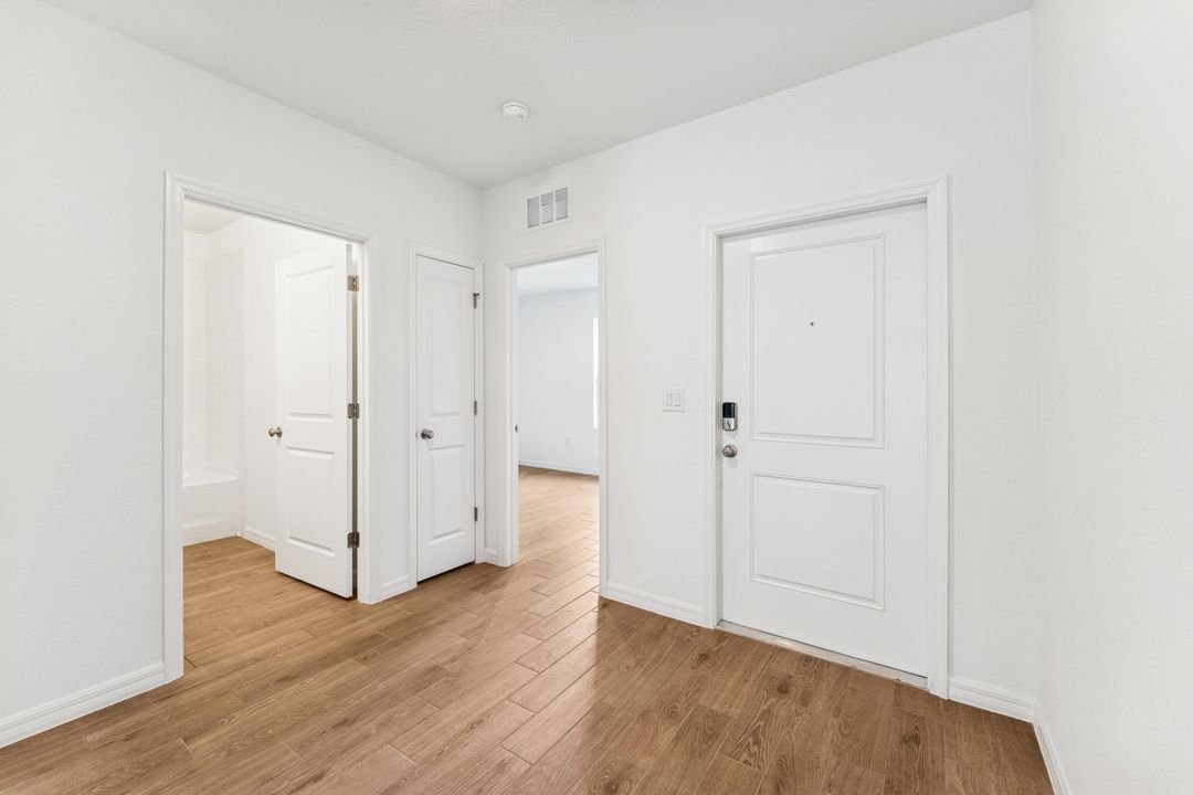 Active With Contract: $339,995 (4 beds, 2 baths, 1820 Square Feet)