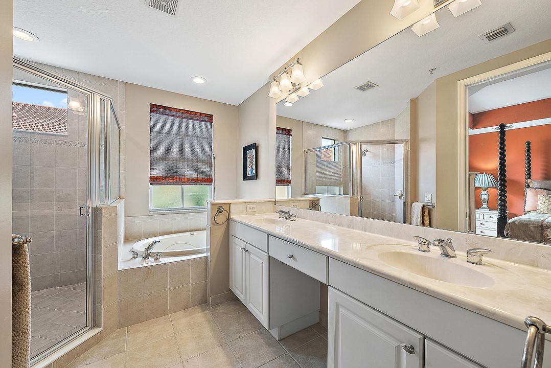 待售: $550,000 (2 贝兹, 3 浴室, 2056 平方英尺)