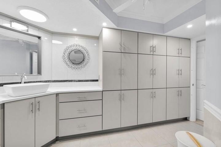 В аренду: $5,600 (3 спален, 2 ванн, 1606 Квадратных фут)