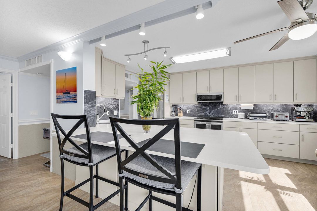 В аренду: $5,600 (3 спален, 2 ванн, 1606 Квадратных фут)