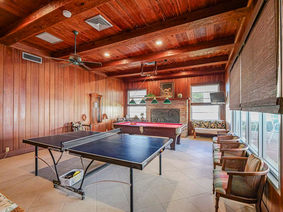 В аренду: $3,300 (2 спален, 2 ванн, 1200 Квадратных фут)