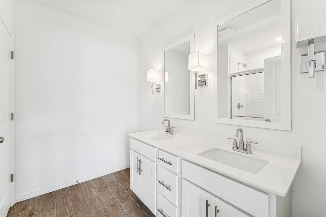 Active With Contract: $339,995 (4 beds, 2 baths, 1820 Square Feet)