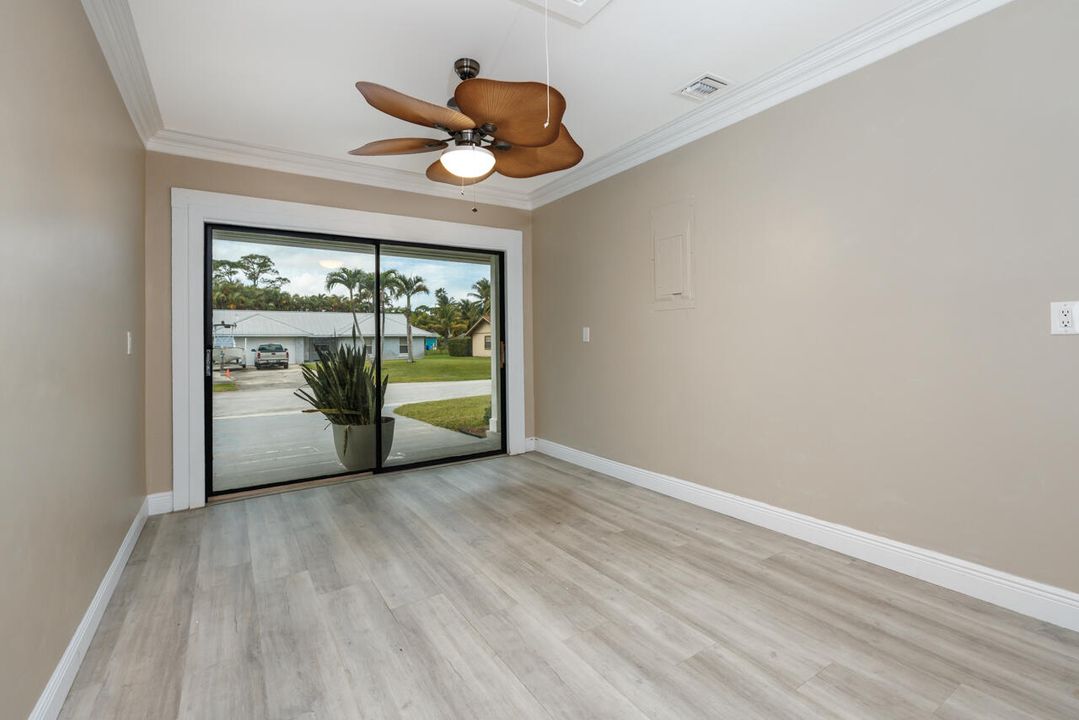 For Sale: $589,000 (2 beds, 2 baths, 1200 Square Feet)