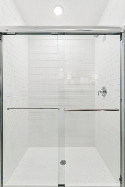 Active With Contract: $339,995 (4 beds, 2 baths, 1820 Square Feet)