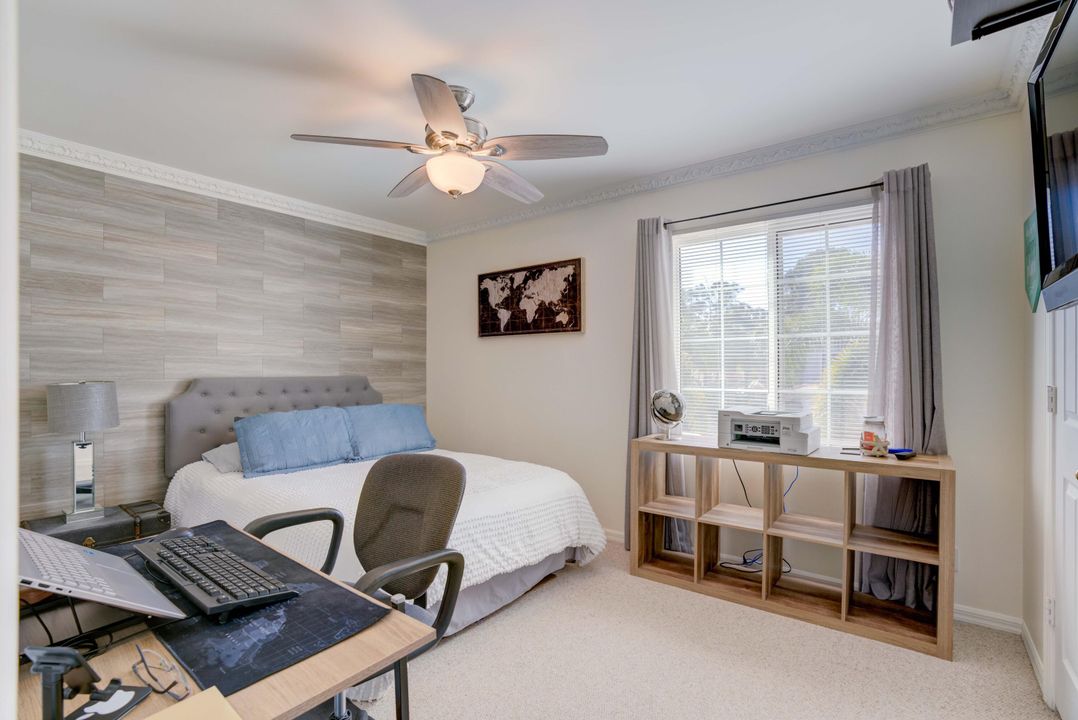 На продажу: $375,000 (2 спален, 2 ванн, 1233 Квадратных фут)