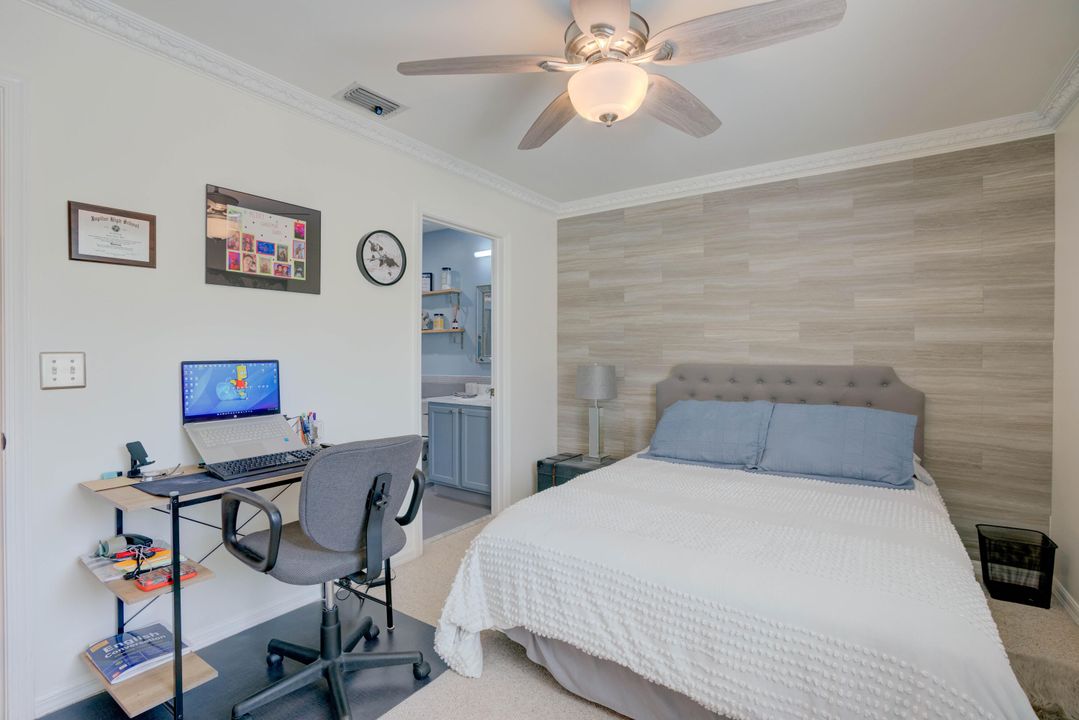 На продажу: $375,000 (2 спален, 2 ванн, 1233 Квадратных фут)