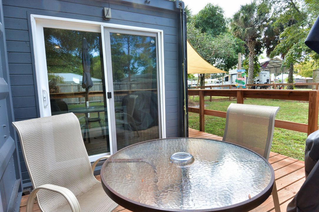 На продажу: $225,000 (1 спален, 1 ванн, 160 Квадратных фут)