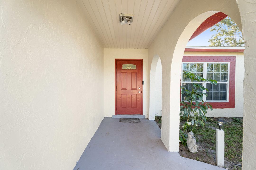 For Sale: $265,000 (3 beds, 2 baths, 1286 Square Feet)